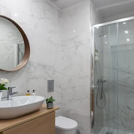 Swimming Pool Luxury House 2 *