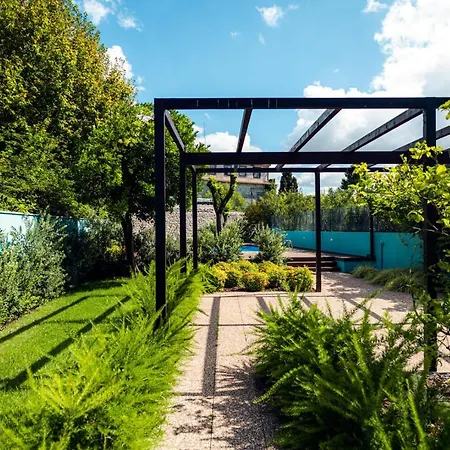 Swimming Pool Luxury House 2 Oporto