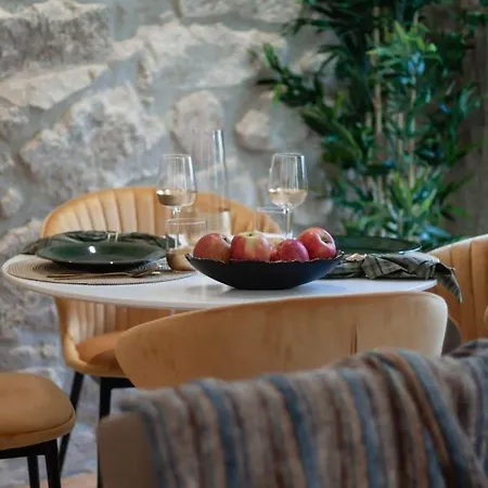 Swimming Pool Luxury House 2