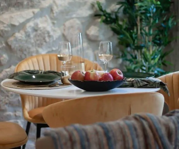 Swimming Pool Luxury House 2